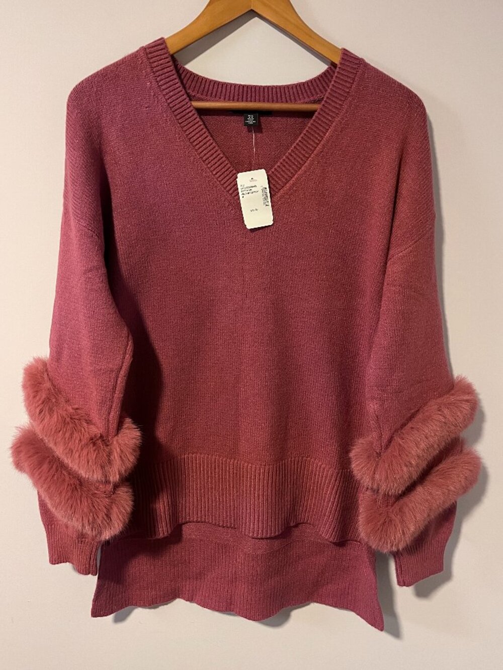 NWT Saks Fifth Avenue Women's Faux Fur Mulberry Pink V Neck Sweater